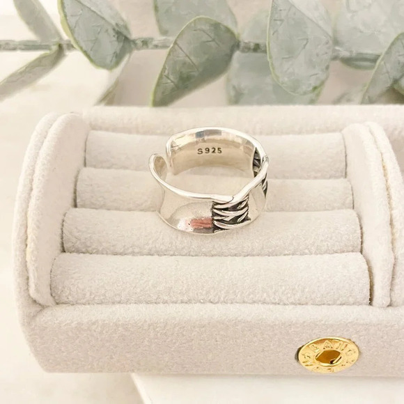 925 Sterling Silver Criss Cross Ring Geometric Ring Minimalist Ring Band - Picture 11 of 11